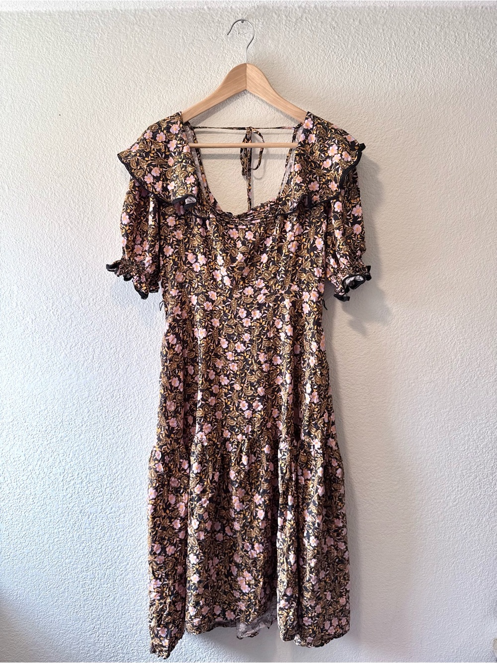 OLIVER BONAS Floral Puff-Sleeve Midi Dress w/ Metallic Threads